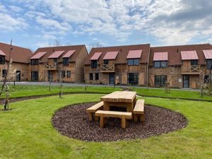 Orchard Yard gardens- click for photo gallery